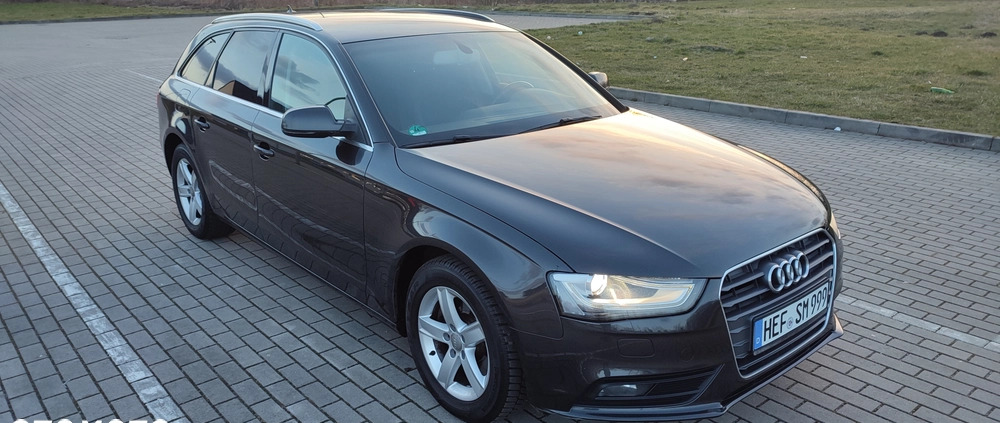 Audi A4 cena 38900 przebieg: 239000, rok produkcji 2012 z Piotrków Kujawski małe 277